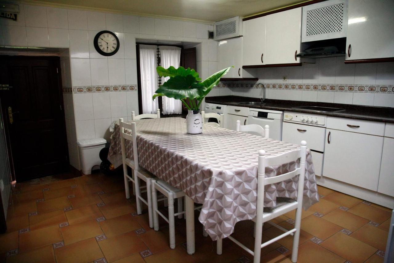 Casa Del Cura Hotel Molleda Екстериор снимка