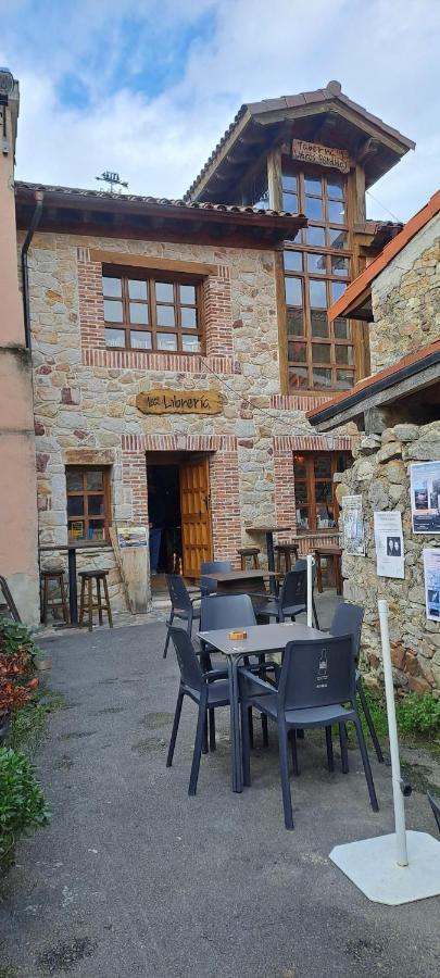 Casa Del Cura Hotel Molleda Екстериор снимка